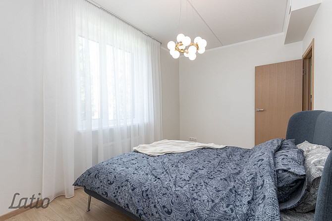Pārdošanā funkcionāls un kvalitatīvi izbūvēts 4 istabu dzīvoklis modernā dzīvojamā Rīga - foto 5