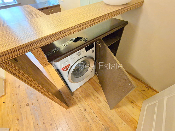 Renovēta māja, ir lifts, kāpņu telpa pēc kapitālā remonta, guļamistabu skaits 2 gab., Rīga - foto 4