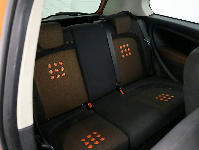 Fiat Punto Sport Edition 1.4 70kW Таллин - изображение 7