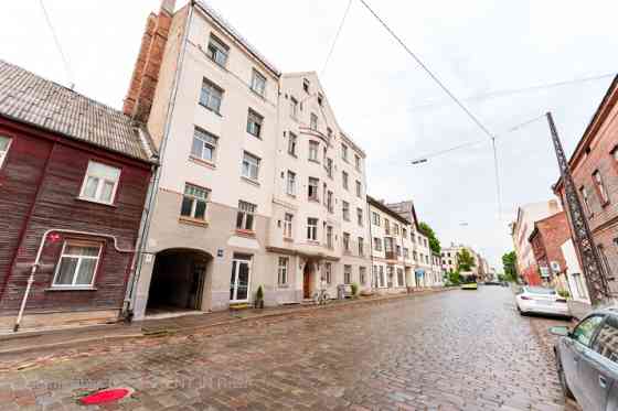 Продается 3-комнатная квартира в реновированном доме в центре Риги. Квартира Рига
