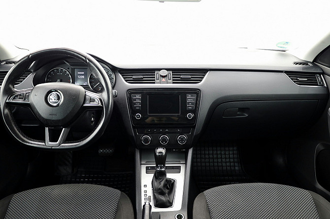 Skoda Octavia Comfortline Facelift ATM 1.6 TDI 77kW Tallina - foto 5