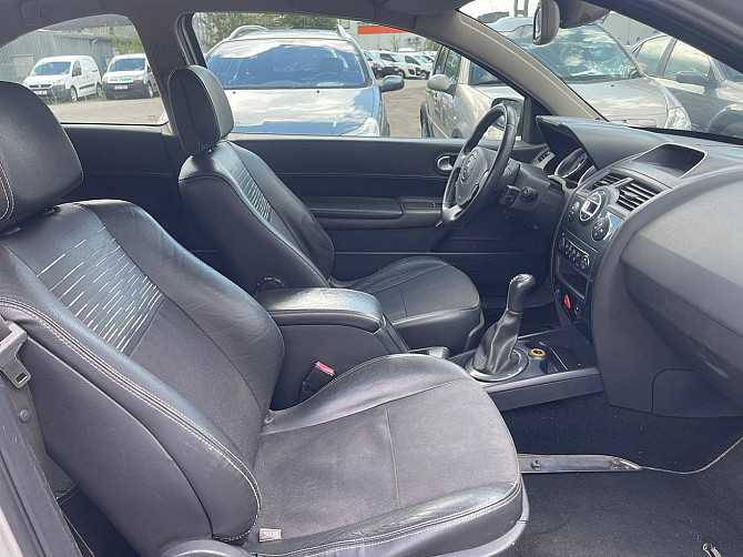 Renault Megane Initiale 1.6 83kW Таллин - изображение 6