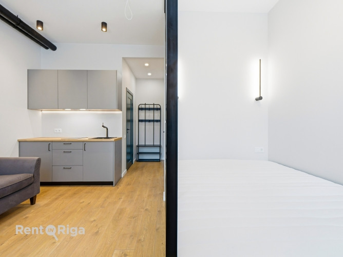 Studio tipa dzīvoklis ar dizainu, kas pārdomāts līdz pēdējai detaļai un komfortu, kas Rīga - foto 15