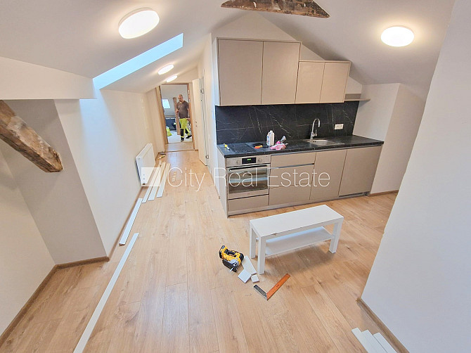 Pagalma ēka, renovēta māja, slēgts pagalms, ieeja no ielas un pagalma, mansards, ir lifts, Rīga - foto 9
