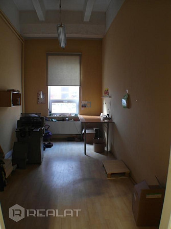 Nomai piedāvā nelielu ražošanas telpu ar ofisa telpu. Pieejams augstas jaudas elektro Rīga - foto 19