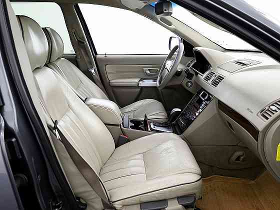 Volvo XC90 Exclusive ATM 2.4 D5 120kW Таллин