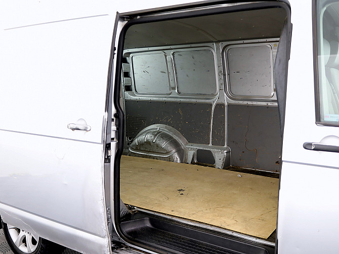 Volkswagen Transporter Kasten Long Comfortline ATM 2.5 TDI 96kW Таллин - изображение 7
