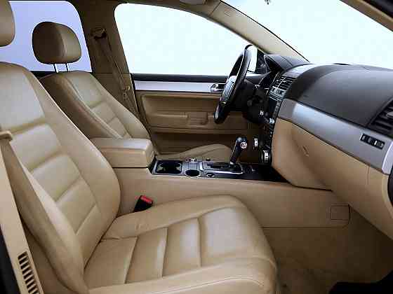 Volkswagen Touareg Highline Facelift ATM 3.0 TDI 165kW Tallina
