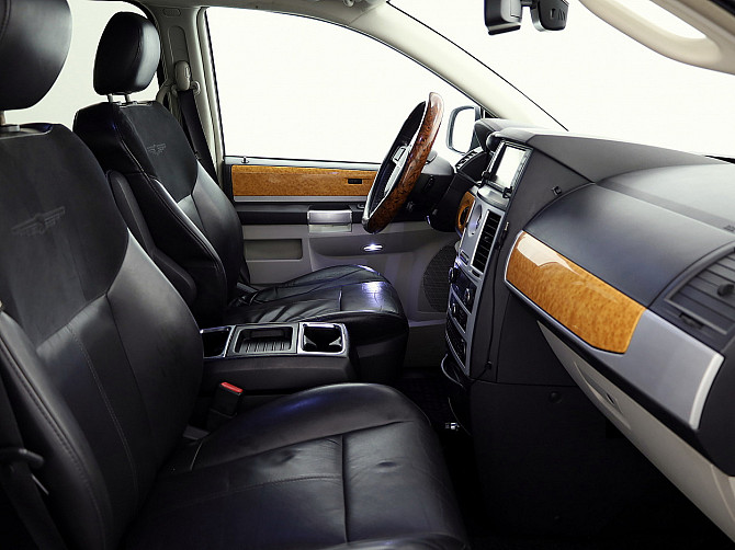 Chrysler Grand Voyager Swivel N Go 2.8 CRD 120kW Таллин - изображение 6