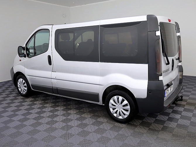 Renault Trafic Passenger 1.9 dCi 74kW Таллин - изображение 4