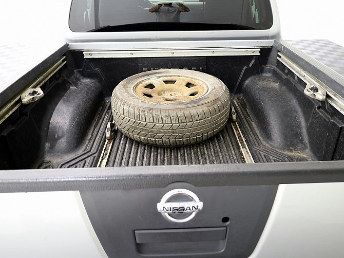 Nissan Navara Doublecab ATM 2.5 dCi 126kW Таллин - изображение 8