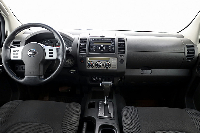 Nissan Navara Doublecab ATM 2.5 dCi 126kW Таллин - изображение 5