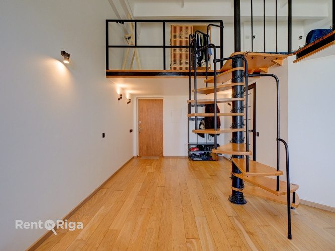 Pārdod izsmalcinātu divu līmeņu studiotipa dzīvokli!  Piedāvājumā unikāls, tikko Rīga - foto 17
