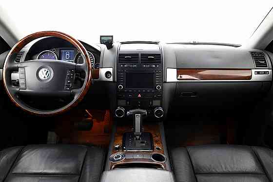 Volkswagen Touareg Highline ATM 3.0 TDI 165kW Таллин