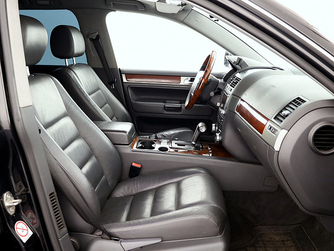 Volkswagen Touareg Highline ATM 3.0 TDI 165kW Таллин - изображение 6