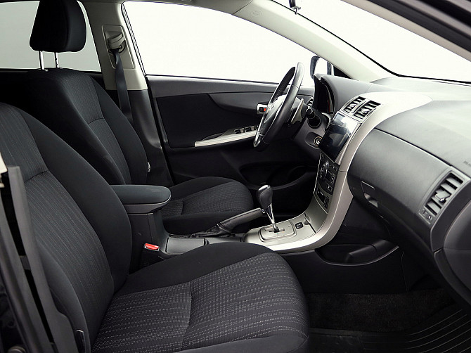 Toyota Corolla Linea Sol ATM 1.6 91kW Таллин - изображение 6