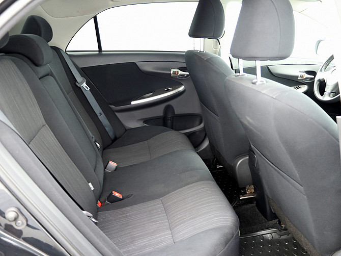 Toyota Corolla Linea Sol ATM 1.6 91kW Таллин - изображение 7