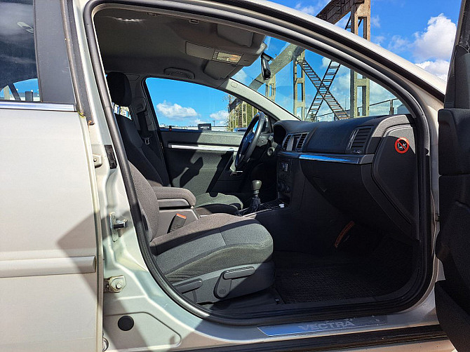 Opel Vectra Comfort Facelift 1.8 103kW Таллин - изображение 6