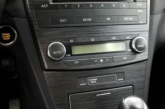 Toyota Avensis Linea Sol ATM 2.2 D-CAT 110kW Таллин - изображение 8