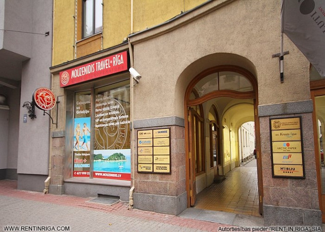 Iznomā tirdzniecības telpas Centrā. Telpas bija Frizētava.  + Frizētavai sagatavota Rīga - foto 1