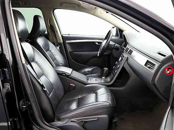 Volvo V70 Summum ATM 2.4 D5 136kW Таллин
