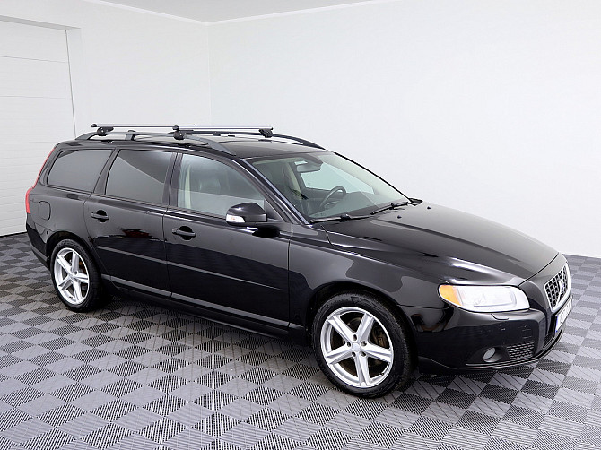 Volvo V70 Summum ATM 2.4 D5 136kW Таллин - изображение 1