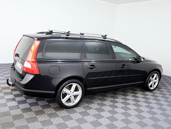 Volvo V70 Summum ATM 2.4 D5 136kW Таллин - изображение 3