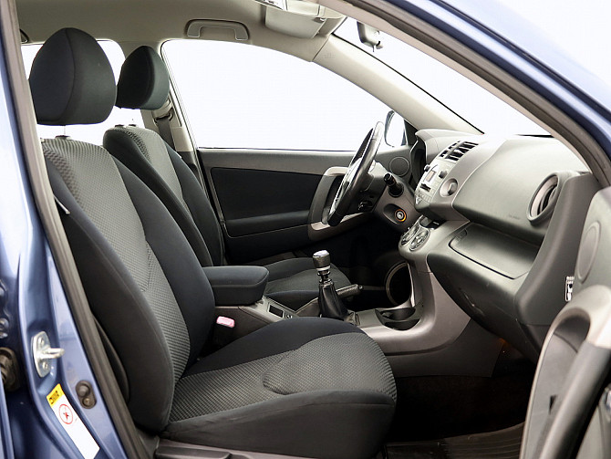 Toyota RAV4 Linea Sol 2.2 D-4D 100kW Таллин - изображение 6