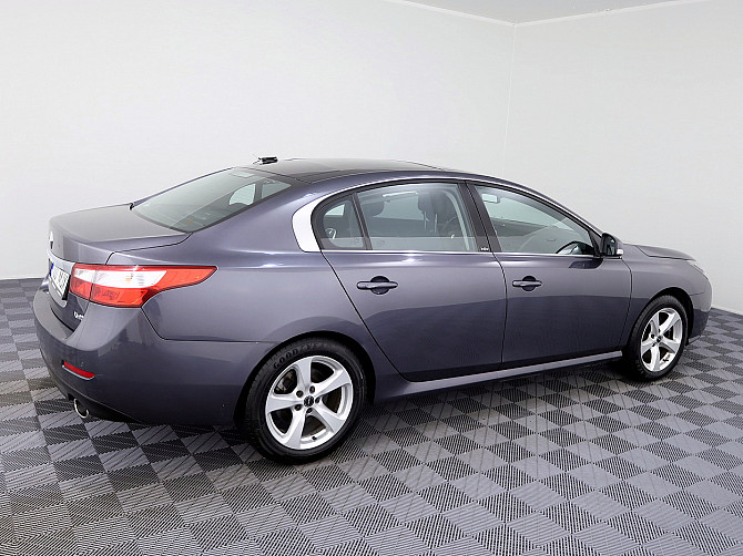 Renault Latitude Initiale Paris ATM 3.0 dCi 177kW Таллин - изображение 3