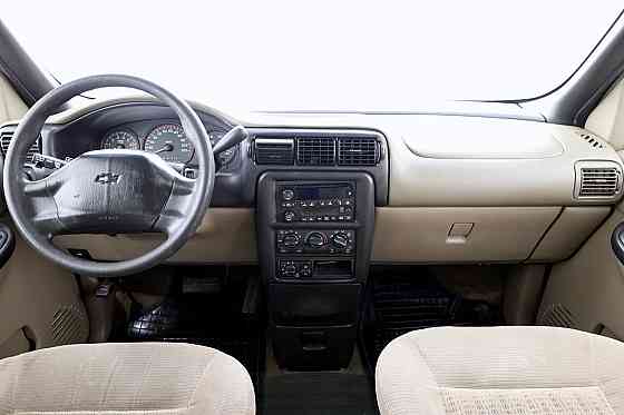 Chevrolet Venture Versatrak AWD 4x4 3.4 138kW Tallina