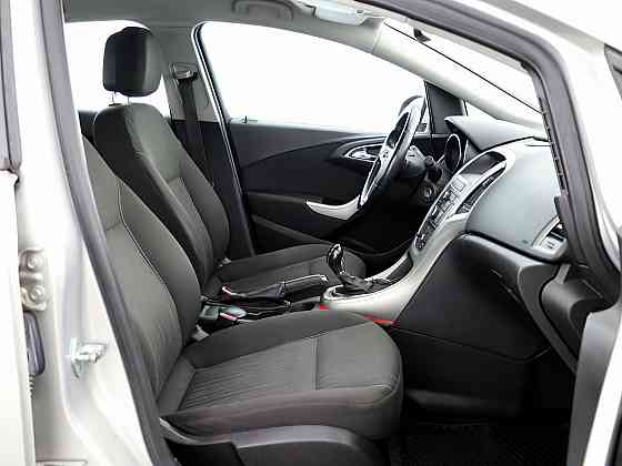 Opel Astra 111 Edition 1.7 CDTi 92kW Tallina