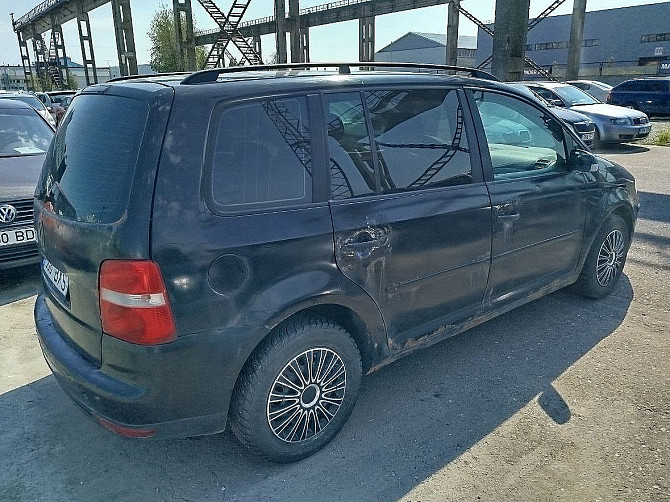 Volkswagen Touran Comfortline Facelift ATM 1.9 TDI 77kW Tallina - foto 3