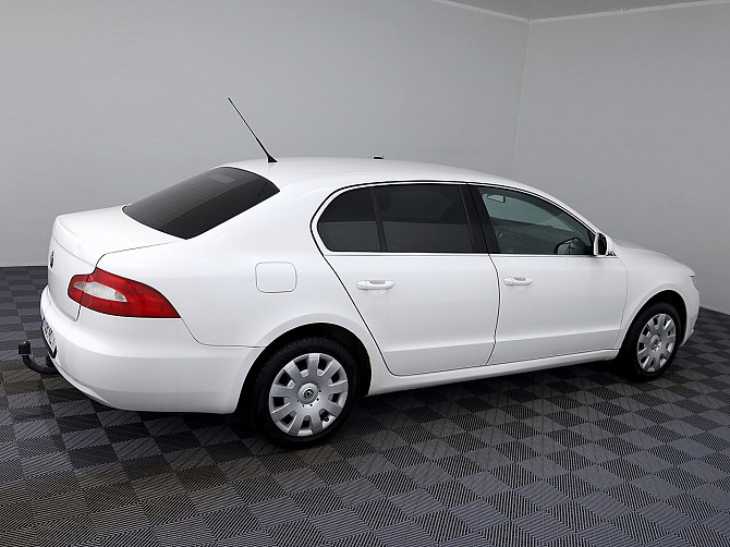 Skoda Superb Comfortline 1.8 118kW Tallina - foto 3
