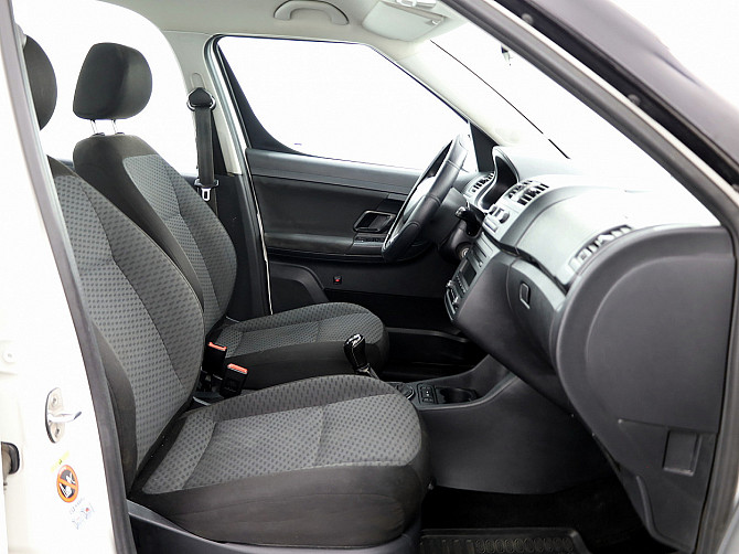 Skoda Roomster Comfortline Facelift 1.2 63kW Tallina - foto 6