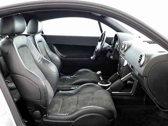 Audi TT S-Line Facelift 1.8 132kW Tallina