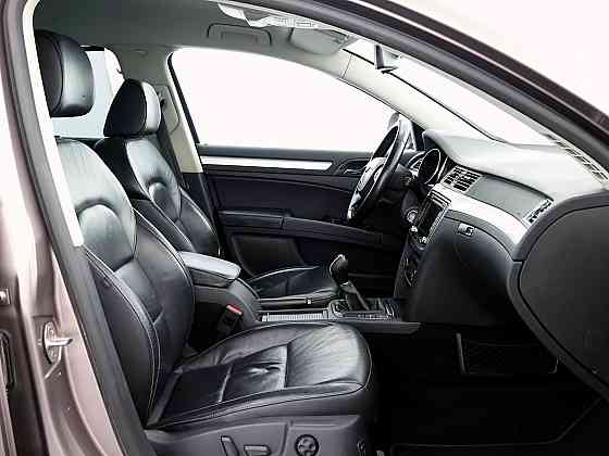 Skoda Superb Highline Facelift 1.6 TDI 77kW Tallina