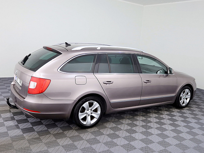Skoda Superb Highline Facelift 1.6 TDI 77kW Таллин - изображение 3