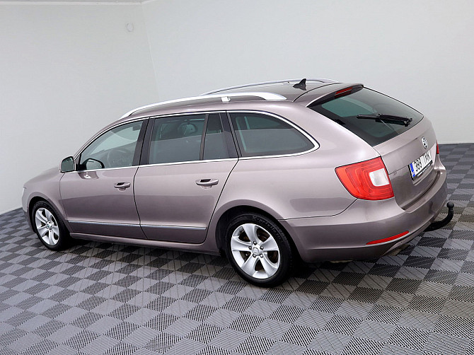 Skoda Superb Highline Facelift 1.6 TDI 77kW Таллин - изображение 4