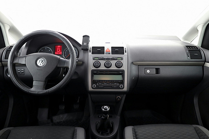 Volkswagen Touran Comfortline Facelift 1.9 TDI 77kW Tallina - foto 5
