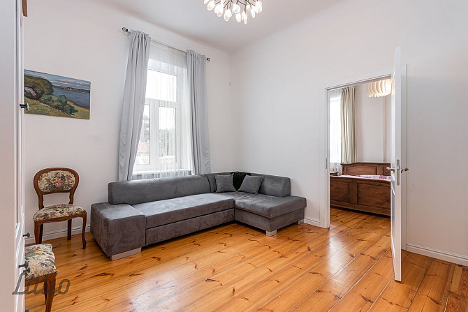 Pārdod omulīgu, mēbelētu četristabu dzīvokli tuvajā centrā, pagalma mājā, kas uzbūvēta Rīga - foto 6