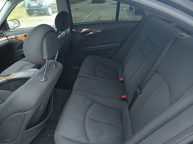 Mercedes-Benz E 240 Elegance LPG ATM 2.6 130kW Таллин - изображение 7