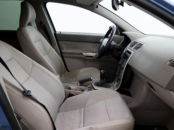 Volvo V50 Momentum 2.0 D4 100kW Таллин - изображение 6