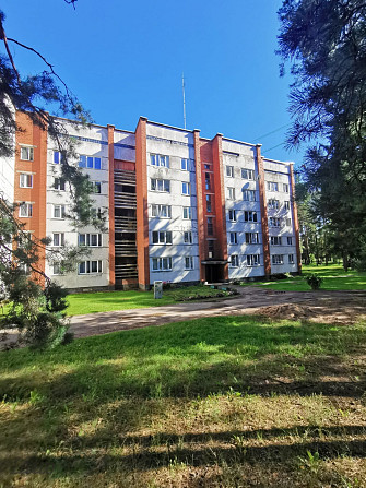Pārdod gaišu un mājīgu vienistabas dzīvokli 36,3 m platībā zaļā rajonā, Vangažos. Vidusdzīvoklis pēd Рижский район - изображение 1