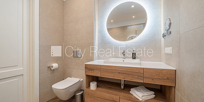 Renovēta māja, slēgts pagalms, ir lifts, augstie griesti, centrālā apkure, pilnā apdare, Rīga - foto 7