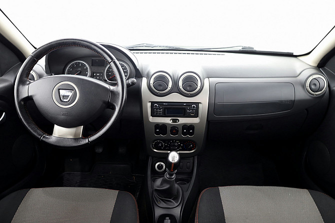 Dacia Duster Laureate 4x4 1.5 dCi 81kW Таллин - изображение 5