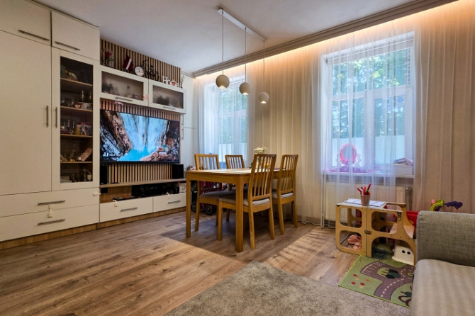 Pārdod gaišu 2 istabu dzīvokli ar privātu ieeju un terasi Torņakalnā.  Ja meklējat mājīgu Rīga - foto 3