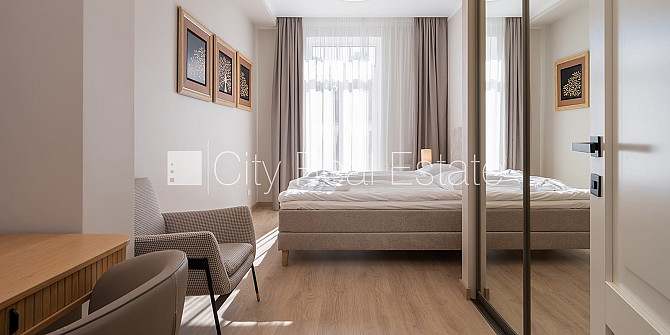 Fasādes māja, slēgts pagalms, vieta automašīnai, luksuss apartamenti , ir lifts, trīs Rīga - foto 15