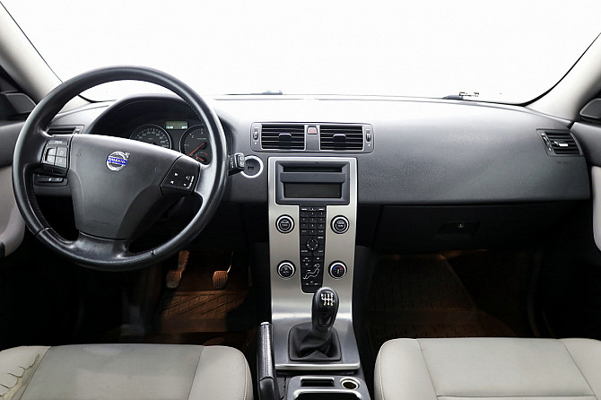 Volvo V50 Summum Facelift 2.0 D4 100kW Таллин - изображение 5