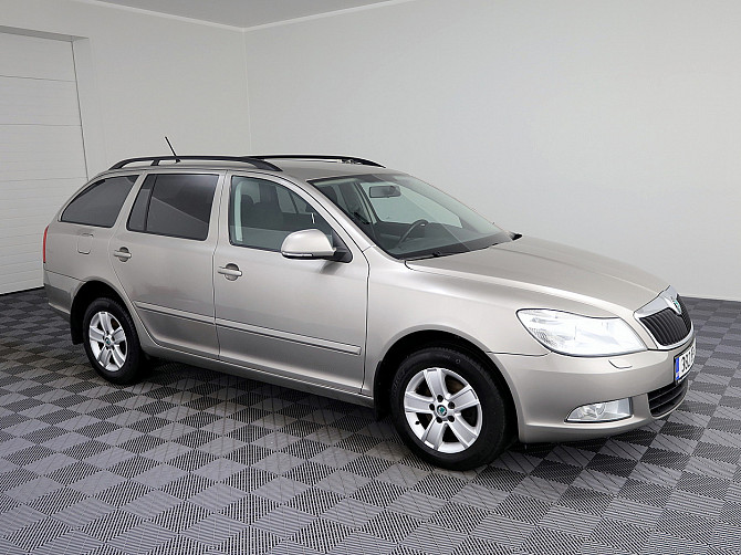 Skoda Octavia Comfortline Facelift 4x4 2.0 TDI 103kW Tallina - foto 1