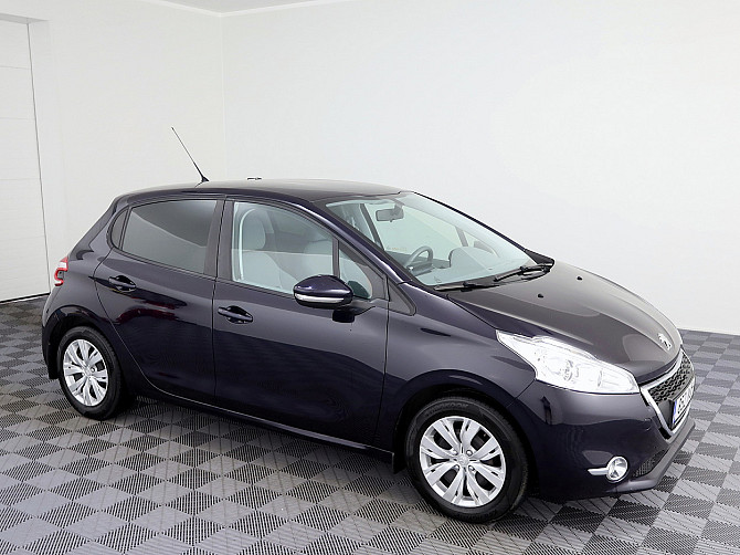 Peugeot 208 Elegance 1.2 60kW Tallina - foto 1